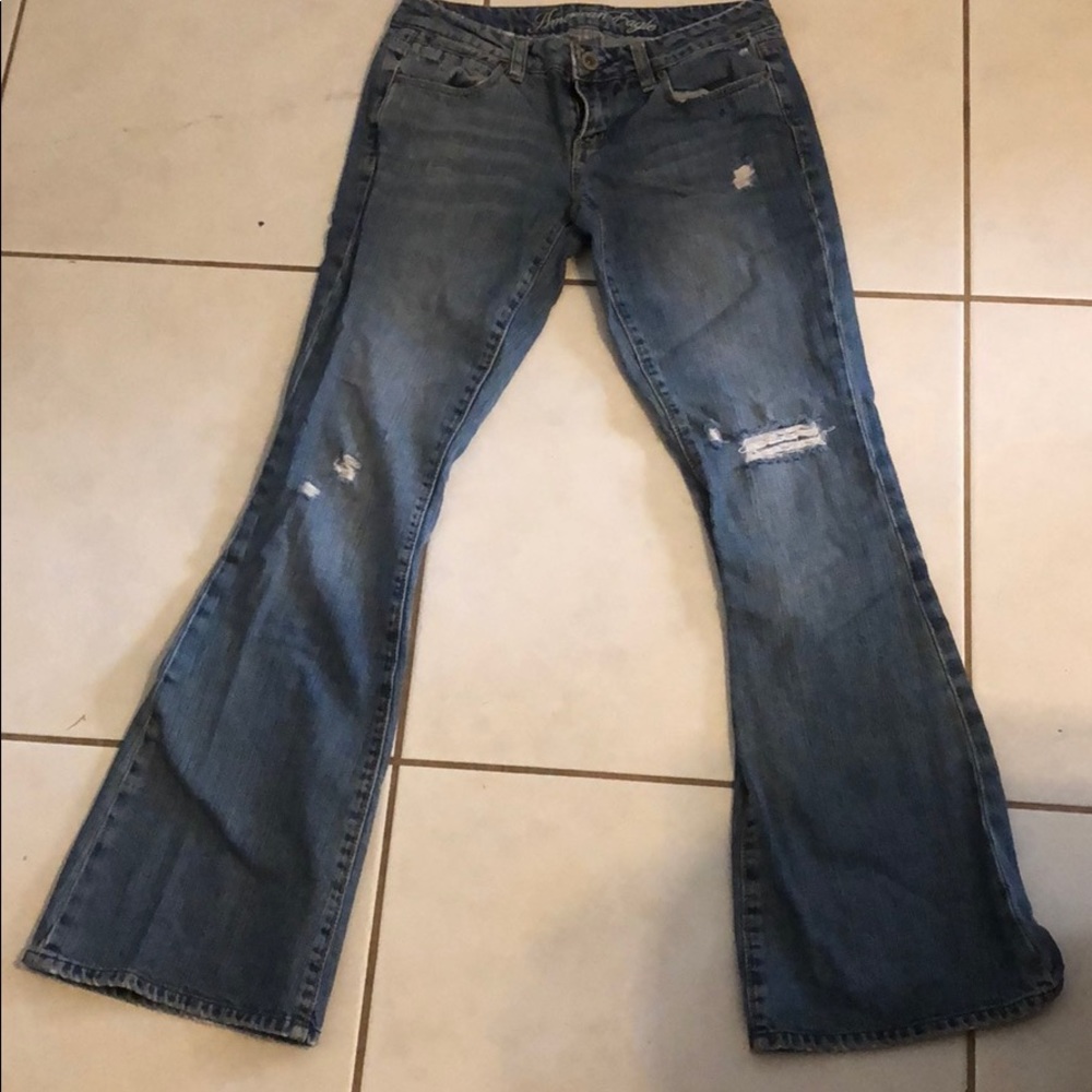 Gently used American Eagle a women’s Jeans